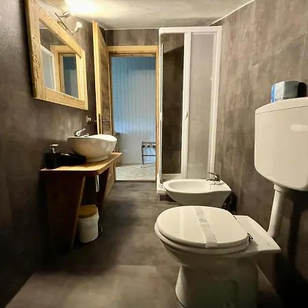 Saint-barthelemy 누스